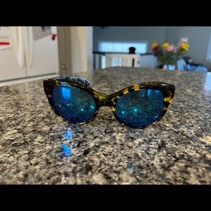 Oliver People’s cat eye tortoise shell polarized sunglasses